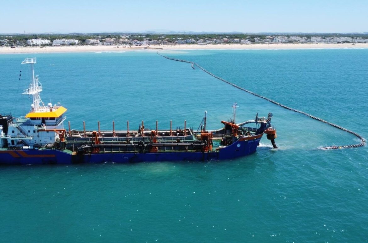 Dragado en La Barrosa